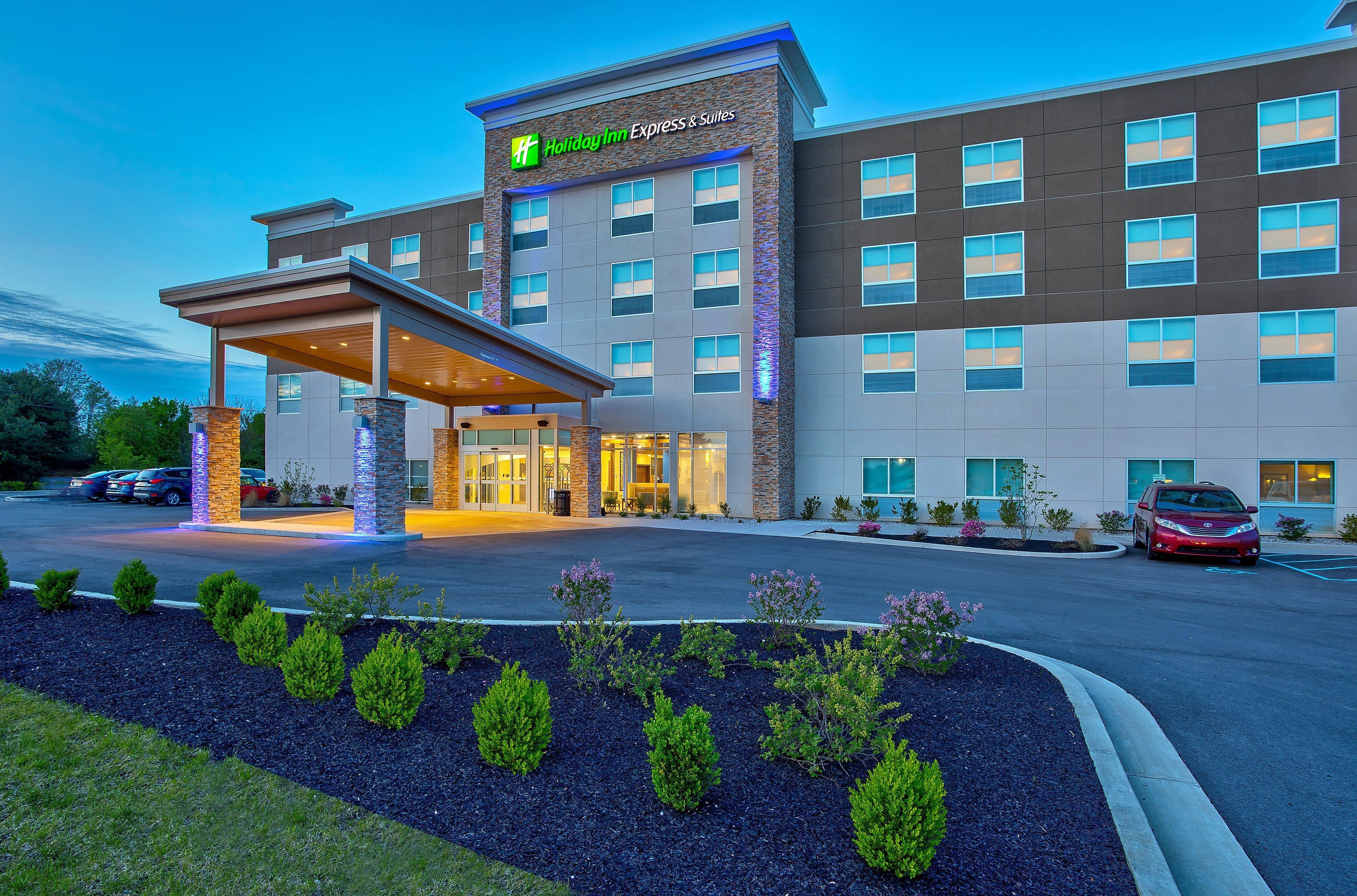 Holiday Inn Express & Suites - Lexington W - Versailles By Ihg Экстерьер фото